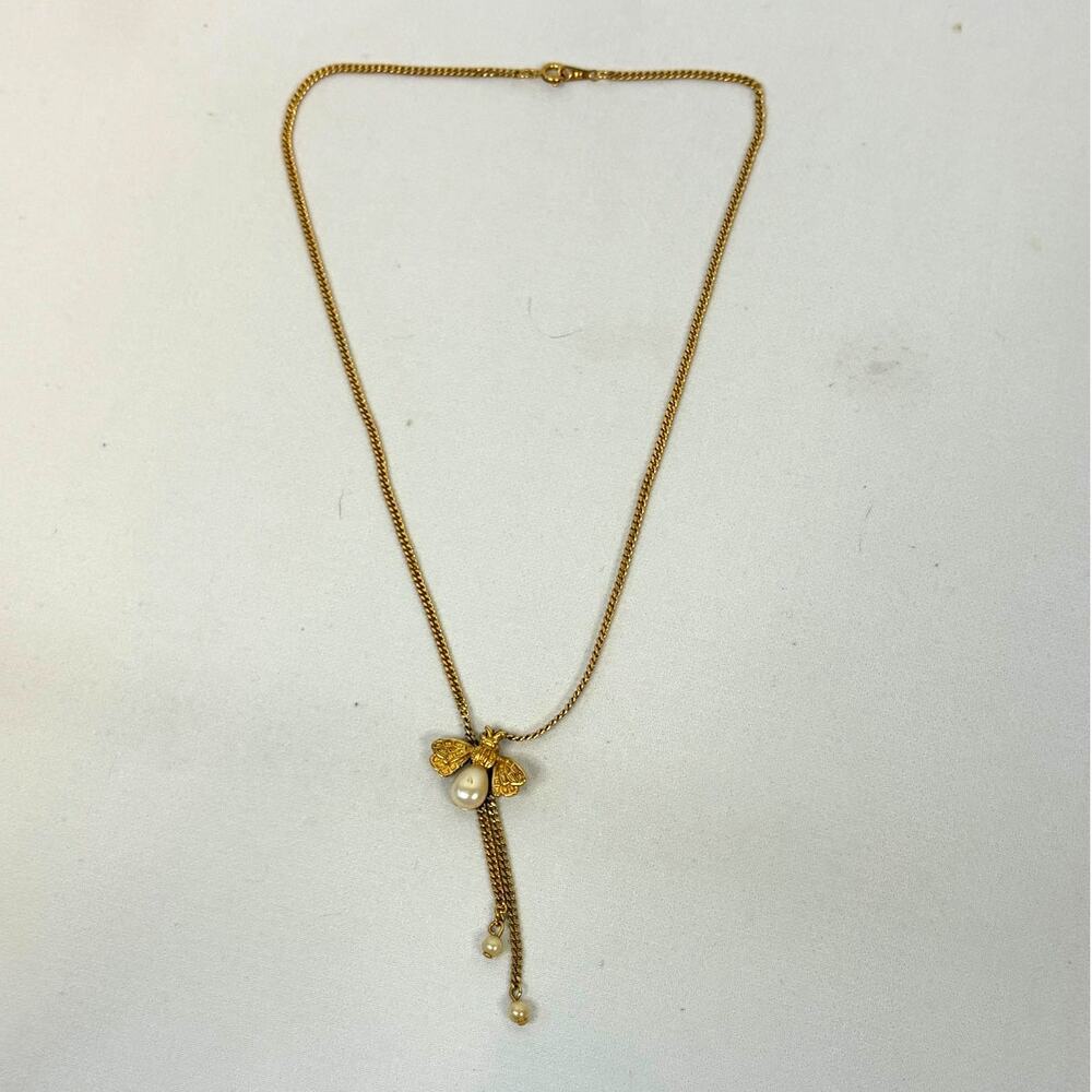 Vintage Avon Goldtone Honey Bee W/ Faux Pearls Lariat Necklace 18" Chain